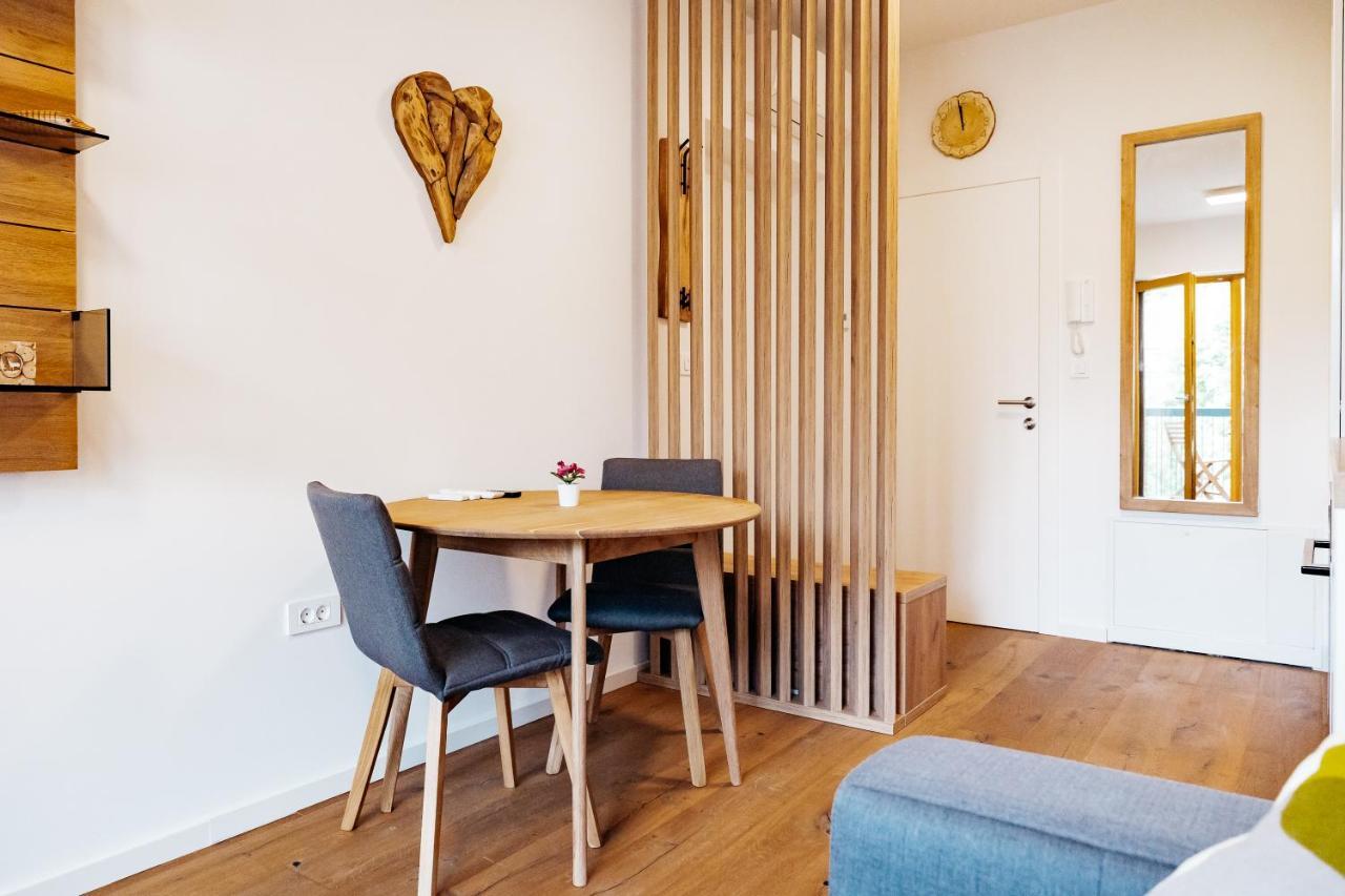 Woody - Comfy Apartment In Siska Ljubljana Eksteriør billede