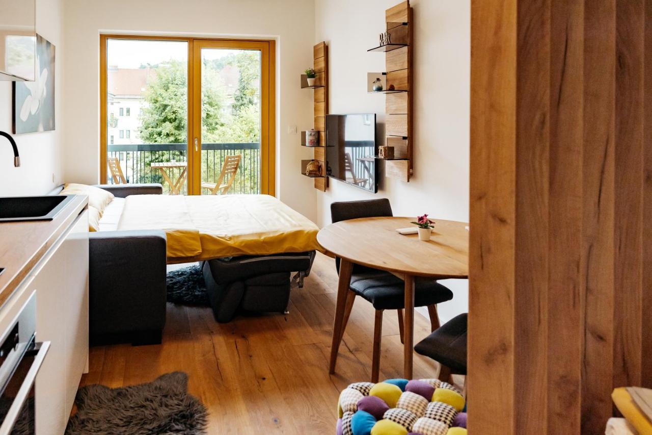Woody - Comfy Apartment In Siska Ljubljana Eksteriør billede