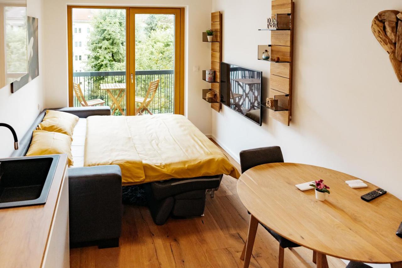 Woody - Comfy Apartment In Siska Ljubljana Eksteriør billede