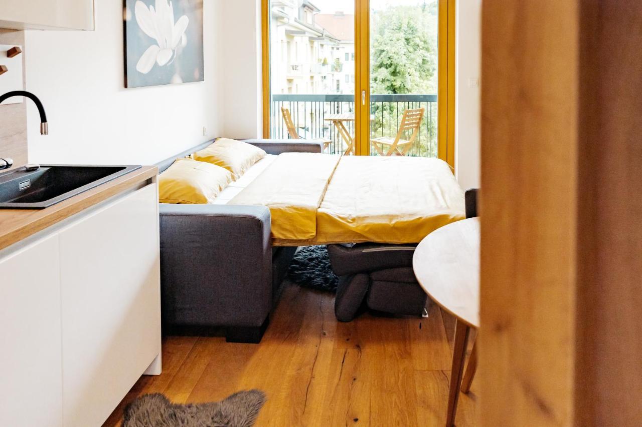 Woody - Comfy Apartment In Siska Ljubljana Eksteriør billede
